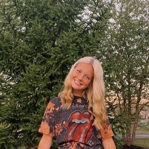 Meet your Posher, Lexie